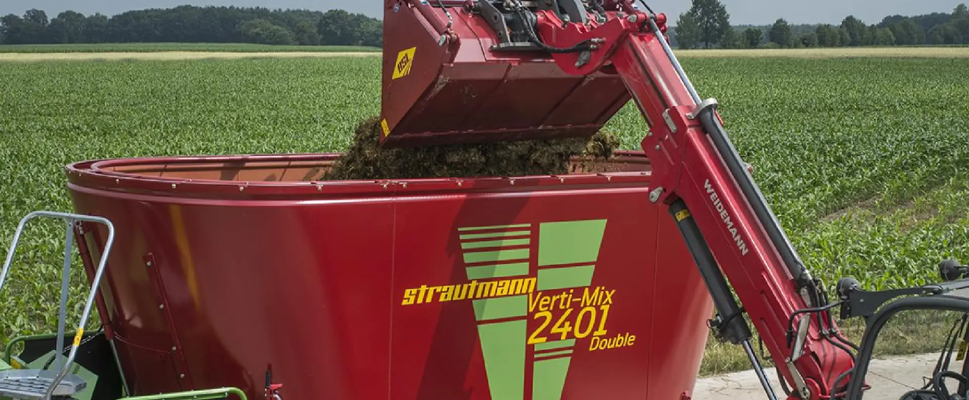 Strautmann Behälter wird beladen